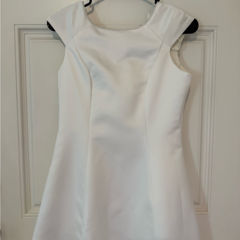 Girls Elegant White Dress first communion
